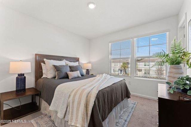 8330 ASTEROID Street, Jacksonville, FL 32256