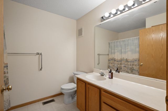 19136 Concord Court NW, Elk River, MN 55330