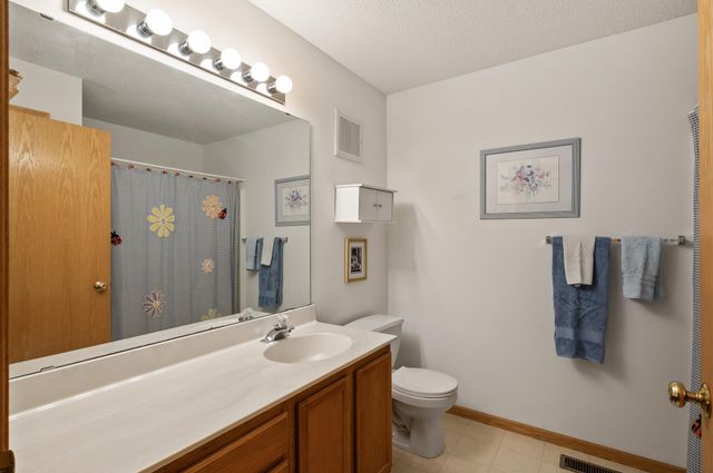 19136 Concord Court NW, Elk River, MN 55330