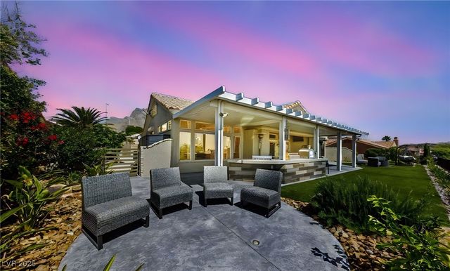 2616 Faiss Drive, Las Vegas, NV 89134