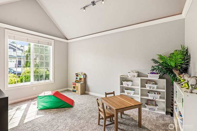 1004 23rd Street SW, Puyallup, WA 98371