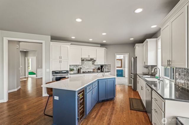 1004 23rd Street SW, Puyallup, WA 98371