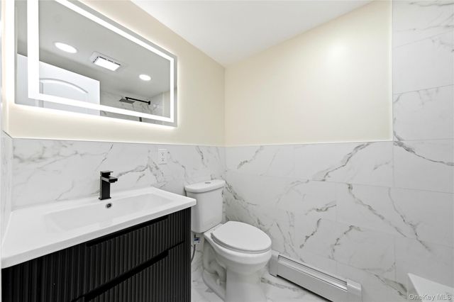 930 Park Drive, Wantagh, NY 11793