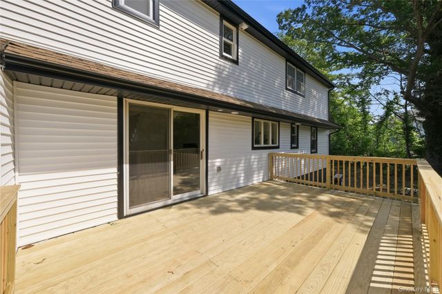930 Park Drive, Wantagh, NY 11793