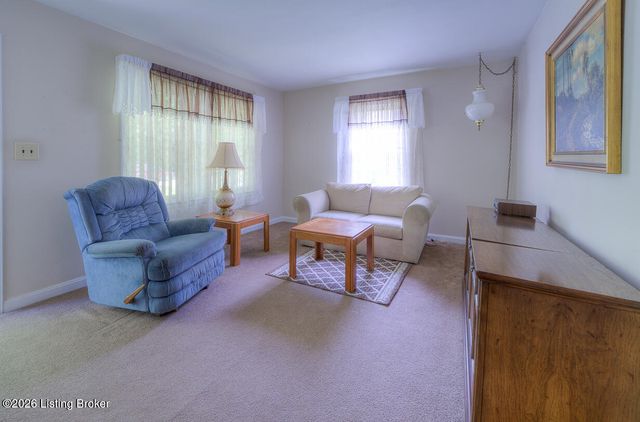 3016 Hendon Rd, Louisville, KY 40220