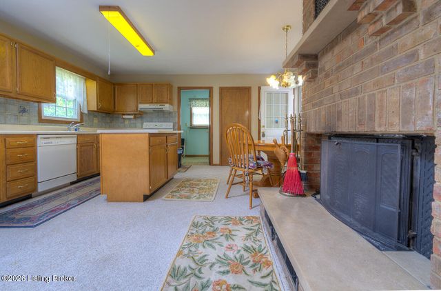 3016 Hendon Rd, Louisville, KY 40220