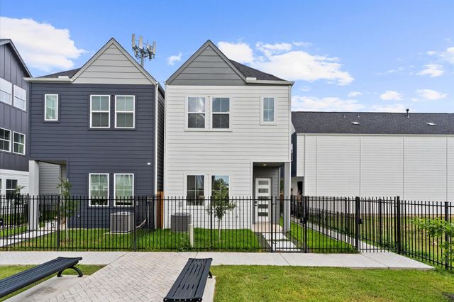 2213 Springwood Vista Lane, Houston, TX 77055