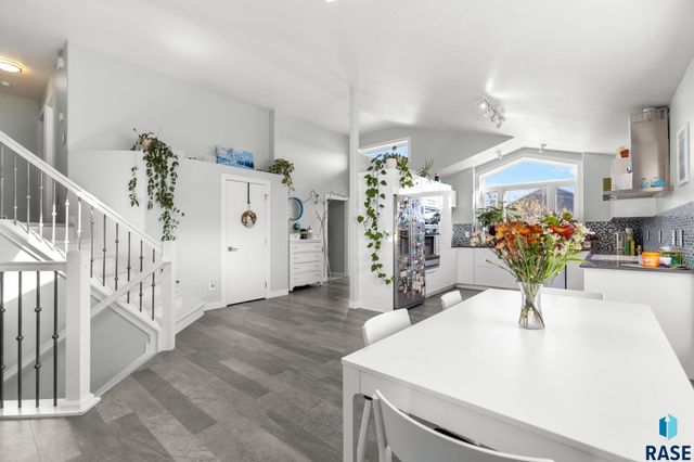 6500 E Steamboat Trl Trail, Sioux Falls, SD 57110