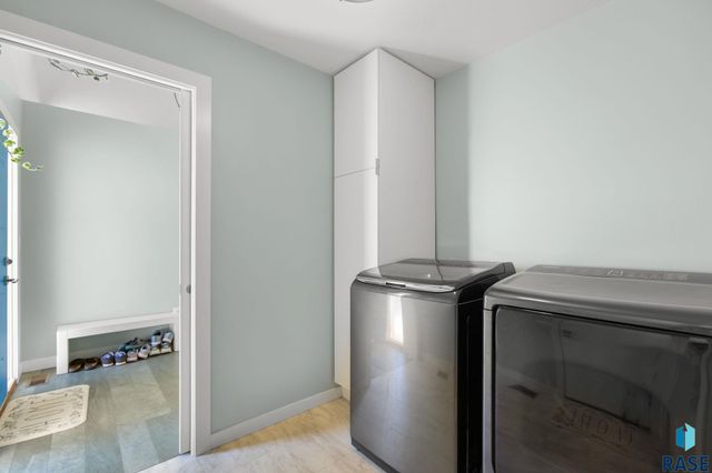 6500 E Steamboat Trl Trail, Sioux Falls, SD 57110