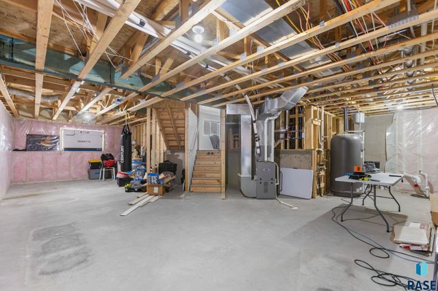 6500 E Steamboat Trl Trail, Sioux Falls, SD 57110