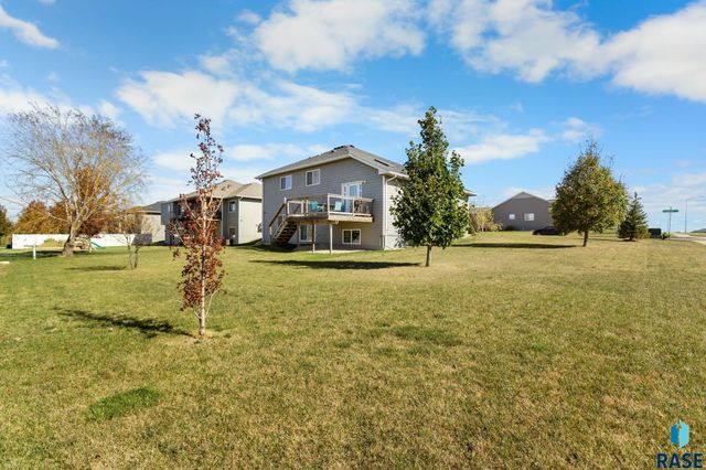 6500 E Steamboat Trl Trail, Sioux Falls, SD 57110