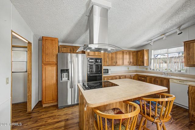 6209 E MCKELLIPS Road 463, Mesa, AZ 85215