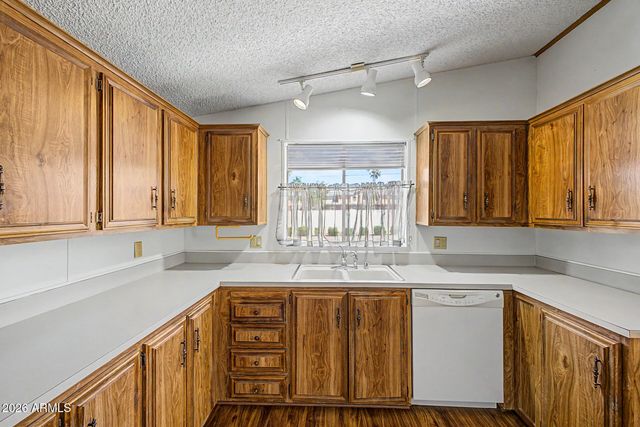 6209 E MCKELLIPS Road 463, Mesa, AZ 85215
