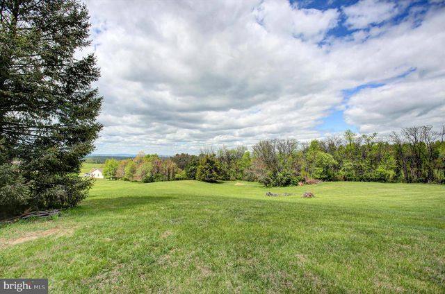 8001 MAPLEVILLE RD, Boonsboro, MD 21713