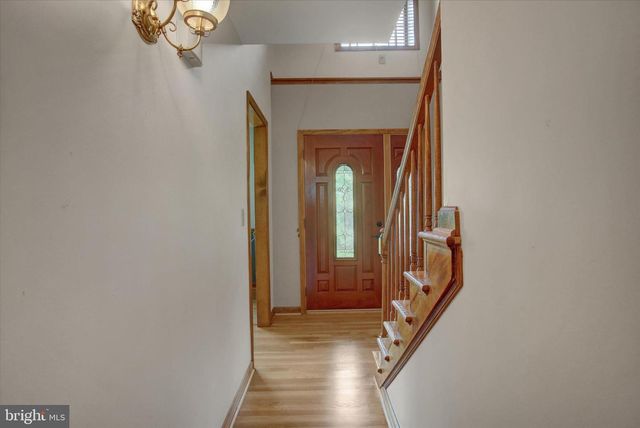 8001 MAPLEVILLE RD, Boonsboro, MD 21713