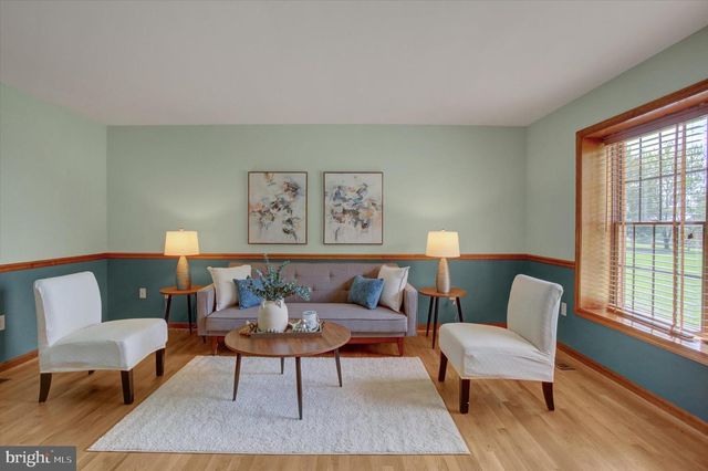 8001 MAPLEVILLE RD, Boonsboro, MD 21713