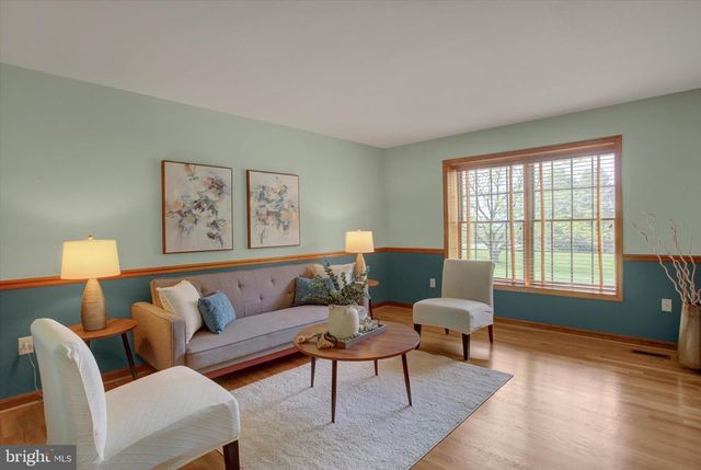 8001 MAPLEVILLE RD, Boonsboro, MD 21713