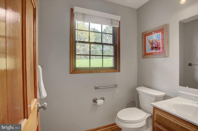 8001 MAPLEVILLE RD, Boonsboro, MD 21713
