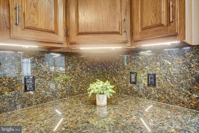8001 MAPLEVILLE RD, Boonsboro, MD 21713