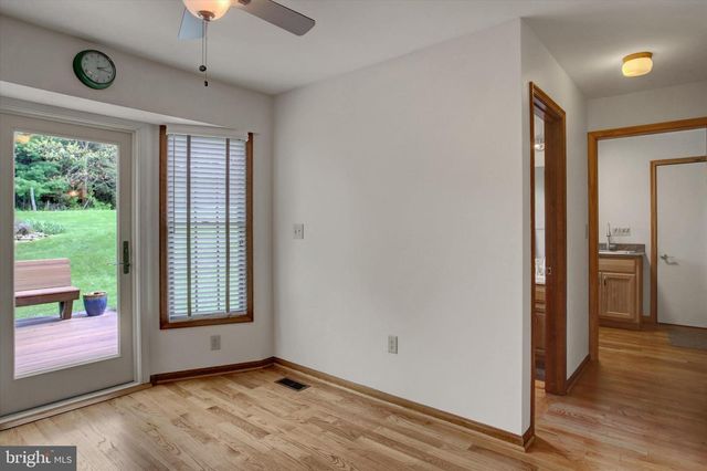 8001 MAPLEVILLE RD, Boonsboro, MD 21713