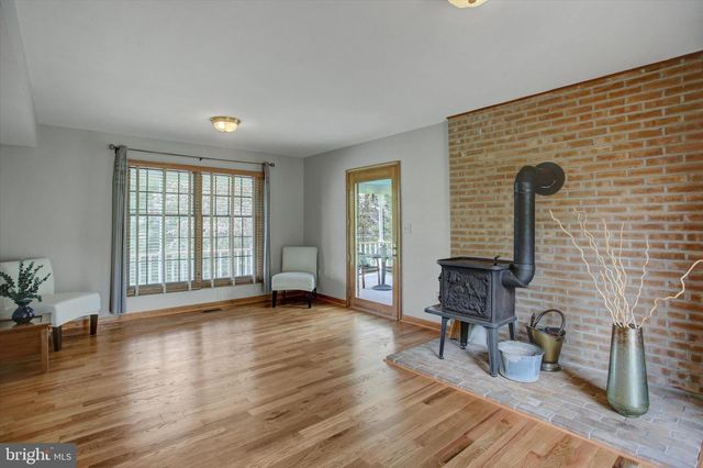 8001 MAPLEVILLE RD, Boonsboro, MD 21713