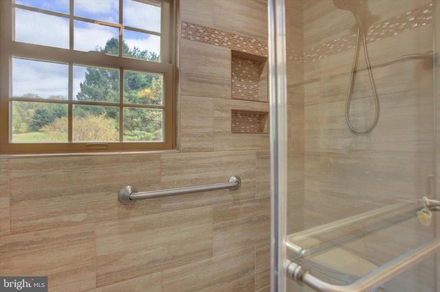 8001 MAPLEVILLE RD, Boonsboro, MD 21713