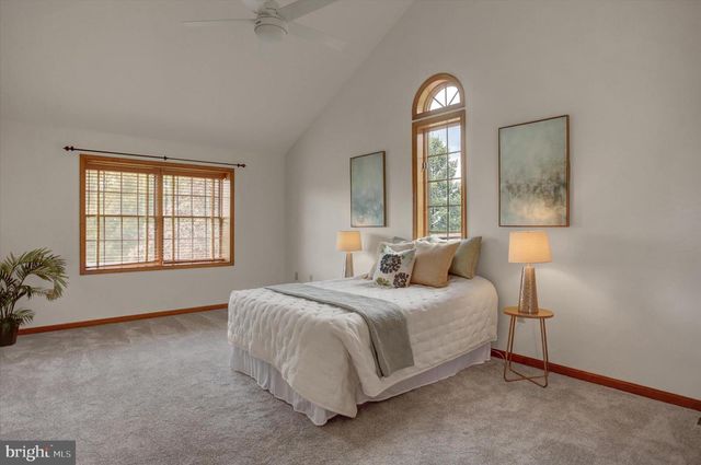 8001 MAPLEVILLE RD, Boonsboro, MD 21713
