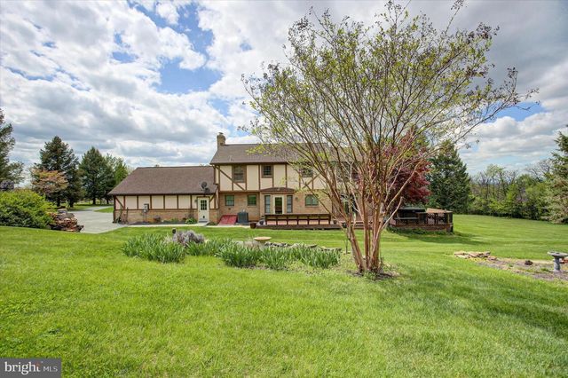 8001 MAPLEVILLE RD, Boonsboro, MD 21713