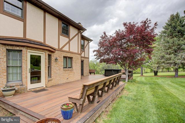 8001 MAPLEVILLE RD, Boonsboro, MD 21713