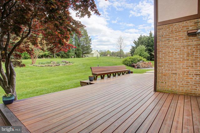 8001 MAPLEVILLE RD, Boonsboro, MD 21713