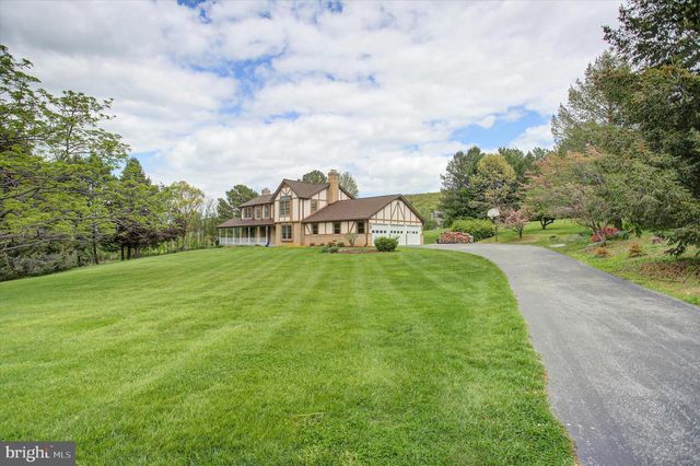 8001 MAPLEVILLE RD, Boonsboro, MD 21713