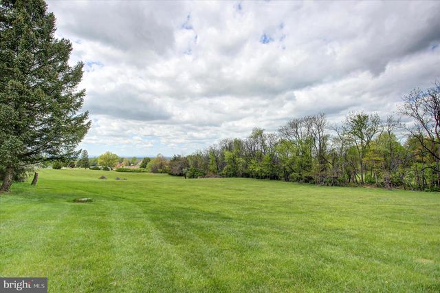 8001 MAPLEVILLE RD, Boonsboro, MD 21713
