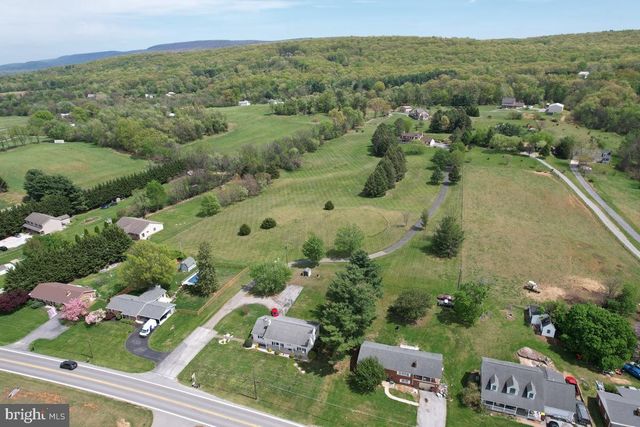 8001 MAPLEVILLE RD, Boonsboro, MD 21713