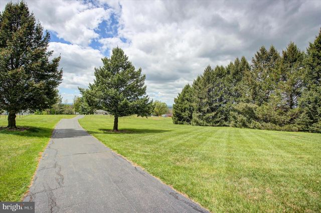 8001 MAPLEVILLE RD, Boonsboro, MD 21713