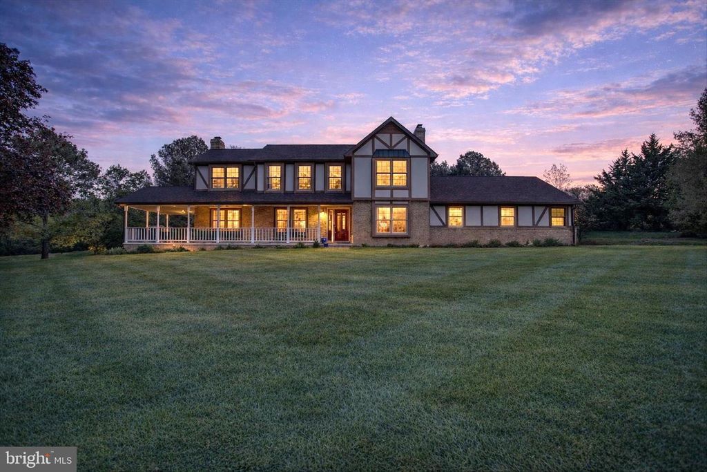 8001 MAPLEVILLE RD, Boonsboro, MD 21713