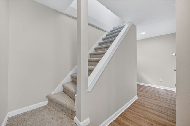 2343 E Grand Avenue, Des Moines, IA 50317