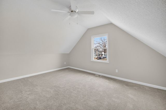 2343 E Grand Avenue, Des Moines, IA 50317