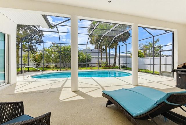 9 LONDON DR, Palm Coast, FL 32137