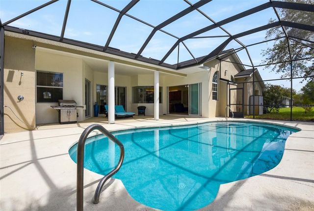 9 LONDON DR, Palm Coast, FL 32137