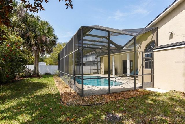 9 LONDON DR, Palm Coast, FL 32137