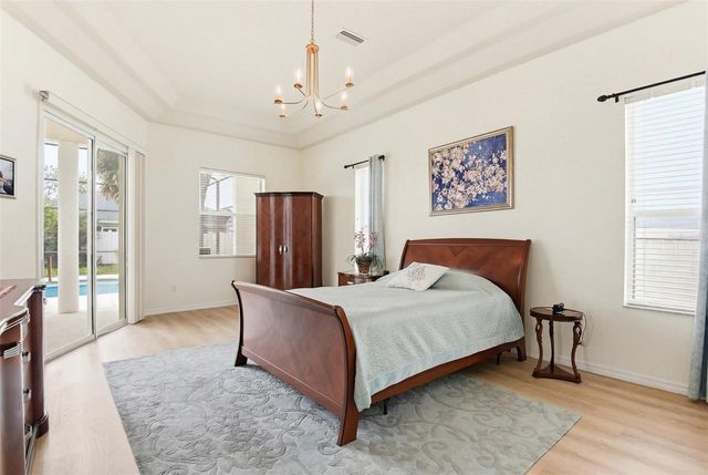 9 LONDON DR, Palm Coast, FL 32137