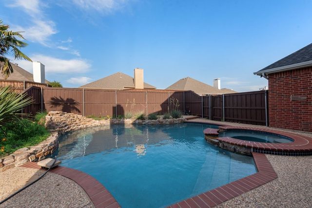 7100 Ledgestone Court, Frisco, TX 75034