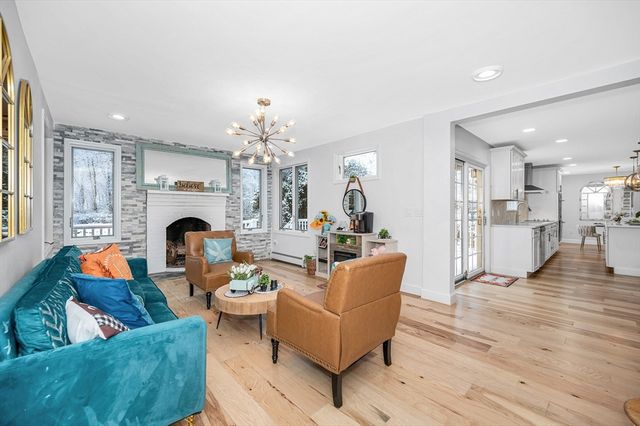 300 Kenoza St, Haverhill, MA 01830