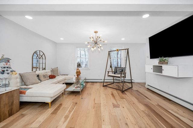 300 Kenoza St, Haverhill, MA 01830