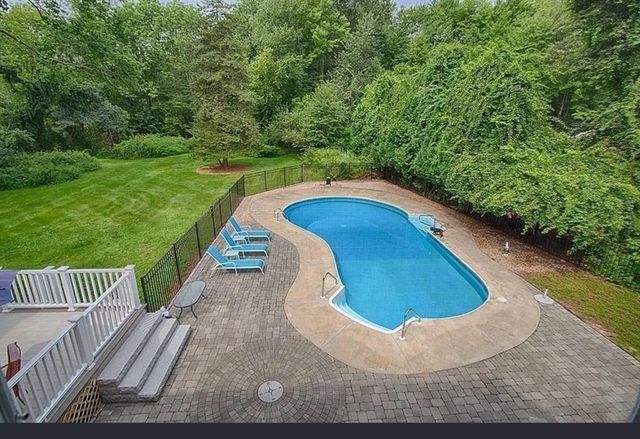 300 Kenoza St, Haverhill, MA 01830