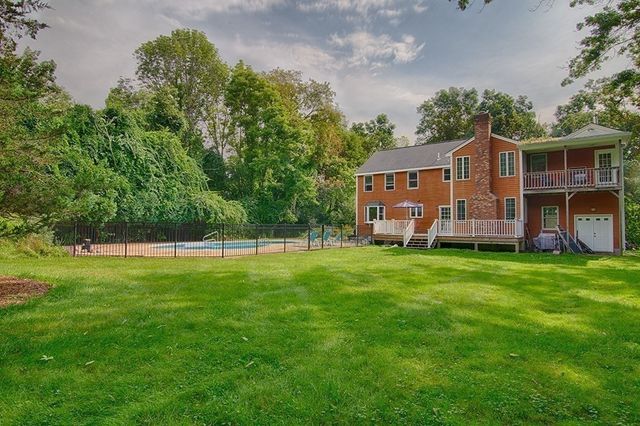 300 Kenoza St, Haverhill, MA 01830