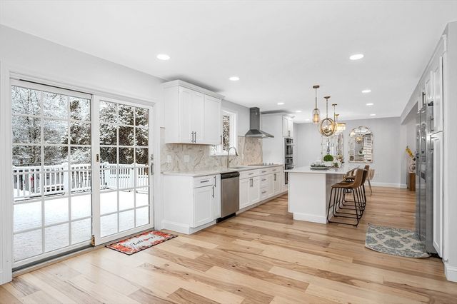 300 Kenoza St, Haverhill, MA 01830