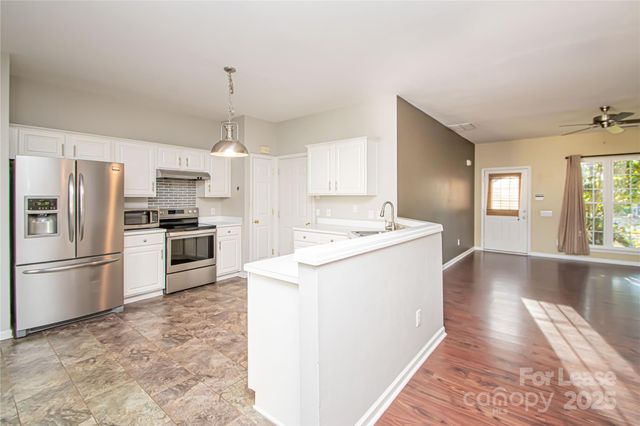 2121 Kaybird Lane, Charlotte, NC 28270