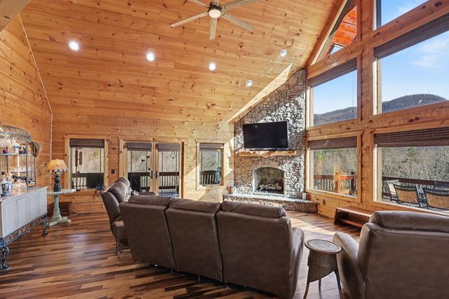 4760 Anderson Road, Hiawassee, GA 30546