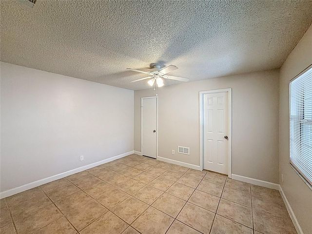 5103 STONEHAVEN COURT, Tampa, FL 33624